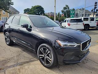 2019 Volvo XC60 T5 Momentum LYV102RK2KB241584 in Beverly, MA 4