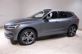 2019 Volvo XC60 T6 Momentum YV4A22RK8K1387423 in Willoughby Hills, OH 3