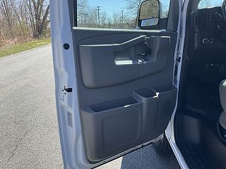 2020 Chevrolet Express 2500 1GCWGAFG1L1239829 in Chelmsford, MA 8