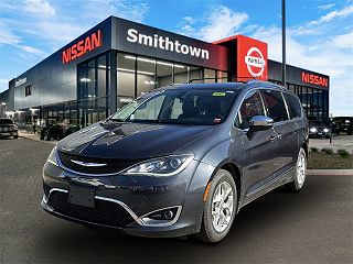 2020 Chrysler Pacifica Limited 2C4RC1GG2LR276780 in Saint James, NY 2
