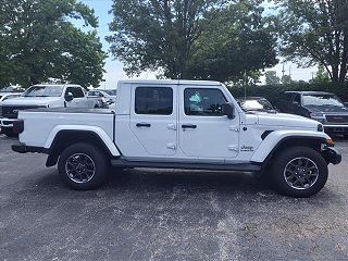 2020 Jeep Gladiator Overland 1C6HJTFG6LL185963 in Chesterfield, MO 3