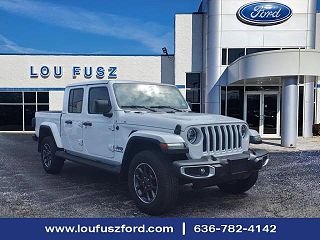 2020 Jeep Gladiator Overland 1C6HJTFG6LL185963 in Chesterfield, MO