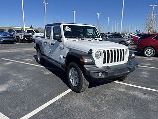 2020 Jeep Gladiator Sport 1C6HJTAG2LL153308 in Grove City, OH
