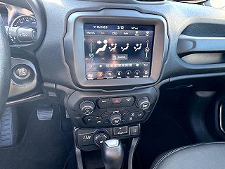 2020 Jeep Renegade Limited ZACNJBD18LPM07030 in Hannibal, MO 21