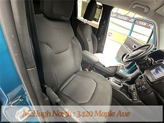 2020 Jeep Renegade Latitude ZACNJBBB7LPL14690 in Zanesville, OH 24
