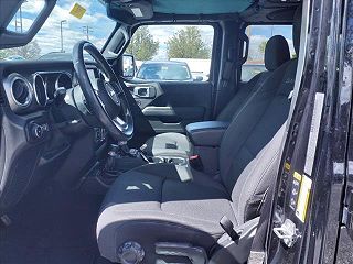 2020 Jeep Wrangler Sahara 1C4HJXEN7LW165896 in Chesterfield, MO 19
