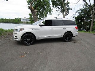 2020 Lincoln Navigator Reserve 5LMJJ2LT6LEL19065 in Troy, NY 4