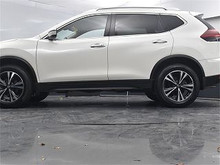 2020 Nissan Rogue SV JN8AT2MV2LW121504 in Milwaukee, WI 24
