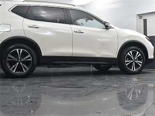 2020 Nissan Rogue SV JN8AT2MV2LW121504 in Milwaukee, WI 25