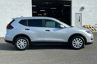 2020 Nissan Rogue S 5N1AT2MT0LC818693 in Vacaville, CA 3