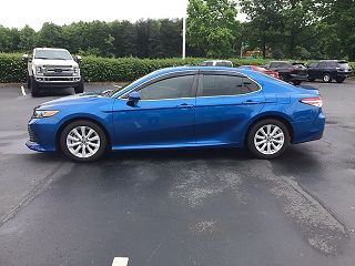 2020 Toyota Camry LE 4T1C11AK0LU315891 in Hickory, NC 8