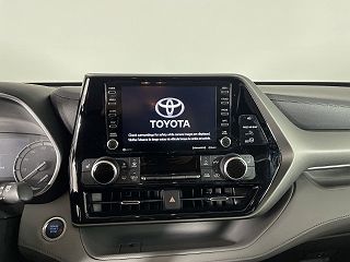 2020 Toyota Highlander XLE 5TDHZRBH6LS032114 in West Chester, PA 18