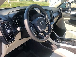 2020 Volvo XC40 T5 Momentum YV4162UK8L2326760 in Campbellsville, KY 6