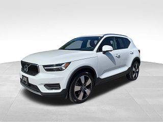 2020 Volvo XC40 T5 Momentum YV4162UK0L2292250 in Raleigh, NC