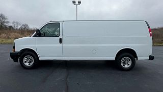 2021 Chevrolet Express 2500 1GCWGBF72M1159995 in Merrillville, IN 5