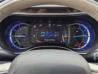 2021 Chrysler Pacifica Limited 2C4RC1S73MR510496 in Monroe, MI 18