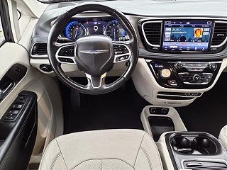 2021 Chrysler Pacifica Touring-L 2C4RC1BGXMR532351 in Springfield, IL 3