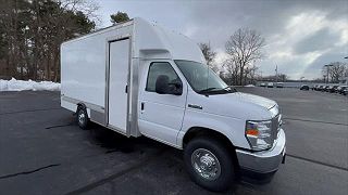 2021 Ford Econoline E-350 1FDWE3FN3MDC27371 in Painesville, OH 2