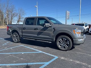 2021 Ford F-150 XL 1FTEW1EP8MFB41661 in Bowling Green, OH 1