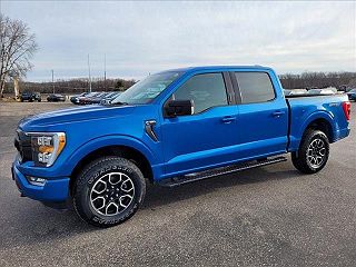 2021 Ford F-150 XLT 1FTEW1EP8MKD25716 in Reedsburg, WI 1