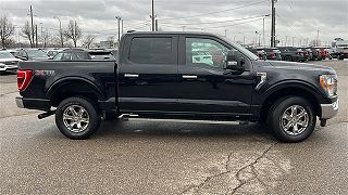 2021 Ford F-150 XLT 1FTEW1EP7MFC51987 in Wayne, MI 3
