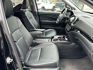 2021 Honda Pilot Touring 5FNYF6H90MB009957 in Bangor, ME 25