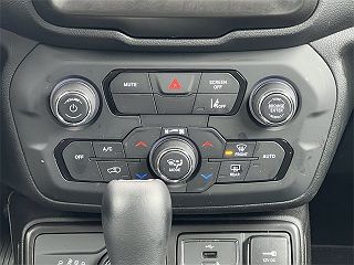 2021 Jeep Renegade Limited ZACNJDD18MPM43510 in Findlay, OH 24