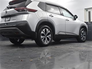 2021 Nissan Rogue SV 5N1AT3BB6MC755388 in Milwaukee, WI 24