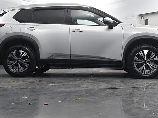 2021 Nissan Rogue SV 5N1AT3BB6MC755388 in Milwaukee, WI 25