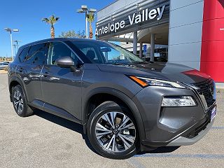 2021 Nissan Rogue SV 5N1AT3BAXMC795707 in Palmdale, CA