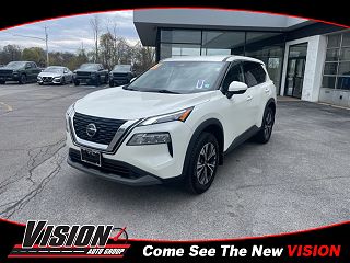 2021 Nissan Rogue SV JN8AT3BB8MW227455 in Rochester, NY 1