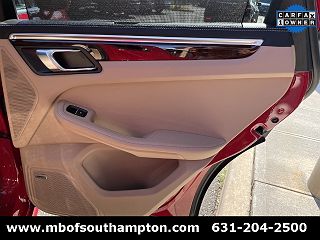 2021 Porsche Macan Turbo WP1AF2A57MLB60453 in Southampton, NY 26