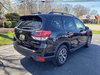 2021 Subaru Forester Premium JF2SKAFC0MH571183 in Painesville, OH 3