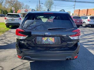2021 Subaru Forester Premium JF2SKAFC0MH571183 in Painesville, OH 4