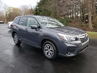 2021 Subaru Forester Premium JF2SKAFC0MH534795 in Painesville, OH 1