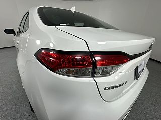 2021 Toyota Corolla LE 5YFEPMAE9MP207517 in Kenosha, WI 28