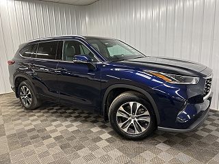 2021 Toyota Highlander XLE 5TDGZRBH9MS130020 in Ithaca, NY 1