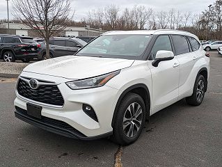 2021 Toyota Highlander XLE 5TDGZRBH8MS525032 in Manchester, CT 6