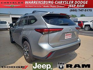 2021 Toyota Highlander XLE 5TDGZRBH5MS115952 in Marshall, MO 3