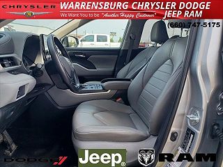 2021 Toyota Highlander XLE 5TDGZRBH5MS115952 in Marshall, MO 9