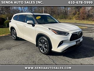 2021 Toyota Highlander XLE 5TDGZRBH4MS115358 in Reading, PA