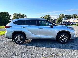 2021 Toyota Highlander XLE 5TDGZRBH3MS538531 in Reading, PA 8