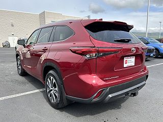 2021 Toyota Highlander XLE 5TDHZRBH7MS157527 in The Dalles, OR 3