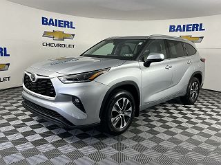 2021 Toyota Highlander XLE 5TDGZRBH0MS558512 in Wexford, PA
