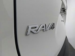 2021 Toyota RAV4 XLE 2T3R6RFV4MW015891 in Irwin, PA 17
