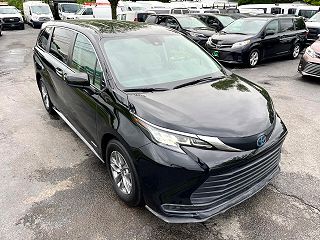 2021 Toyota Sienna LE 5TDKRKEC3MS048835 in Howell, NJ 5