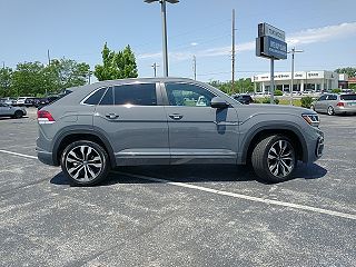 2021 Volkswagen Atlas SEL 1V2CE2CA0MC212754 in Indianapolis, IN 2