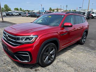 2021 Volkswagen Atlas SE 1V2NR2CA1MC526085 in Salem, IL 1