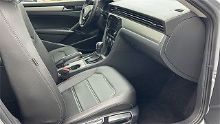 2021 Volkswagen Passat SE 1VWSA7A39MC015671 in Corona, CA 32