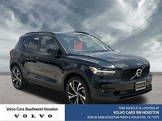 2021 Volvo XC40 T5 R-Design VIN: YV4162UM2M2471442